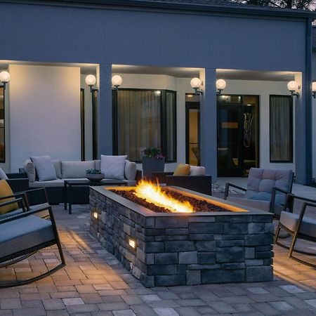 Courtyard By Marriott Greensboro Zewnętrze zdjęcie