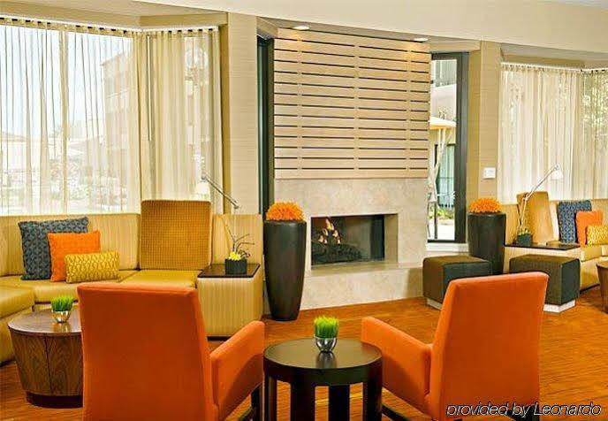 Courtyard By Marriott Greensboro Zewnętrze zdjęcie